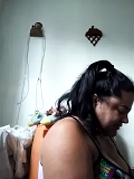 Snapshot of Monseratte21 chatting on November 28, 2025, 12:38 pm Monseratte21 online show from November 28, 2025, 12:38 pm