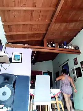 Snapshot of Monseratte21 chatting on November 20, 2025, 3:23 pm Monseratte21 online show from November 20, 2025, 3:23 pm