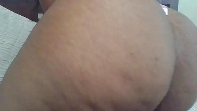 Snapshot of MsJuicy chatting on September 27, 2025, 5:19 pm MsJuicy online show from September 27, 2025, 5:19 pm