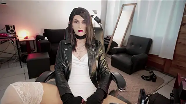 Snapshot of brenda_nataliaok chatting on December 5, 2024, 4:15 am brenda nataliaok online show from December 5, 2024, 4:15 am