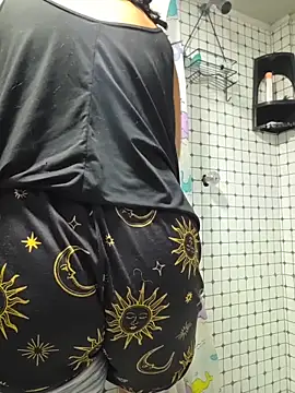 Hannah-grace online show from November 22, 2025, 10:25 am