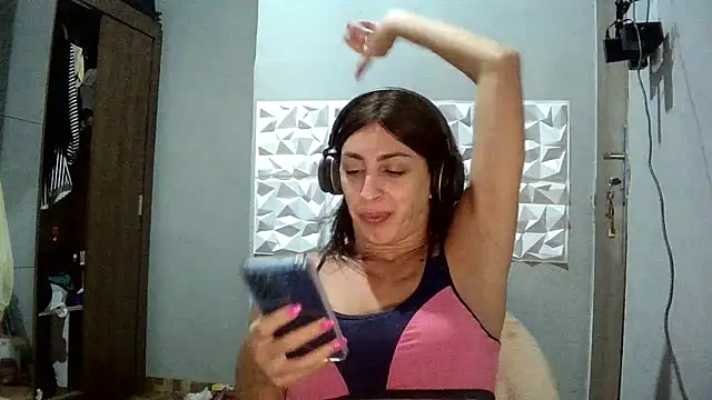 Snapshot of AlexiaDuucan chatting on May 26, 2026, 1:31 pm AlexiaDuucan online show from May 26, 2026, 1:31 pm