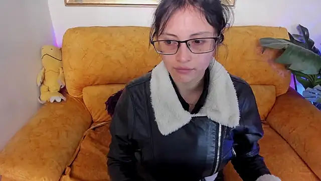 Kyomi chang online show from April 11, 2026, 12:09 pm