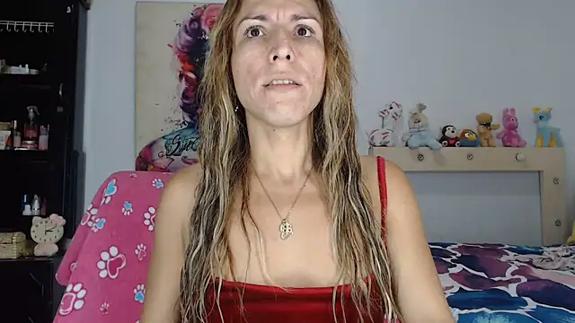 aleera starxx982 online show from June 1, 2026, 6:35 am