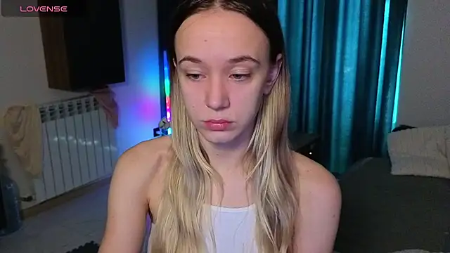 Snapshot of SexyCocobutt chatting on November 8, 2025, 8:29 am SexyCocobutt online show from November 8, 2025, 8:29 am