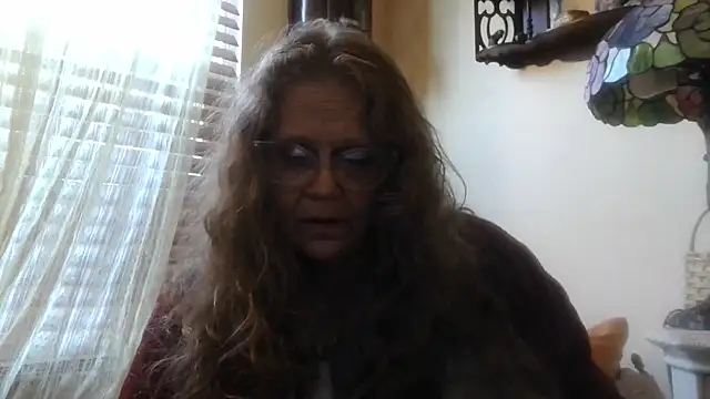 Snapshot of DestineeLoverGirl chatting on November 5, 2025, 1:36 pm DestineeLoverGirl online show from November 5, 2025, 1:36 pm
