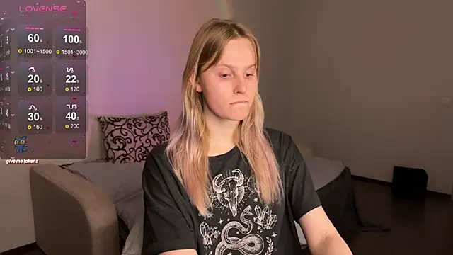 Chanel Gill online show from March 2, 2025, 6:03 pm