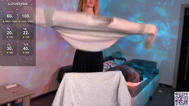 Chanel Gill online show from October 3, 2025, 8:32 pm