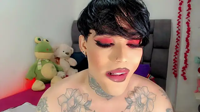 Snapshot of little_star_porn chatting on February 3, 2026, 6:22 am little star porn online show from February 3, 2026, 6:22 am