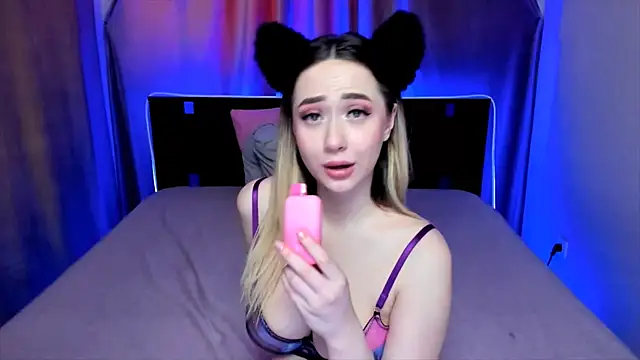 AriaSugar online show from March 10, 2025, 6:49 am