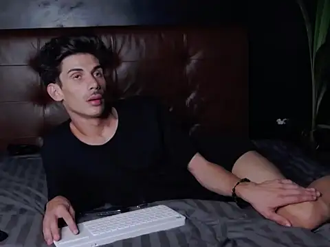 Snapshot of DanielCrush1 chatting on September 20, 2025, 10:20 am DanielCrush1 online show from September 20, 2025, 10:20 am