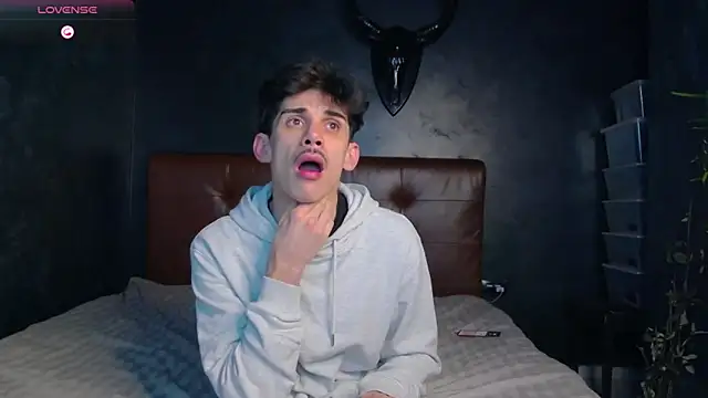 DanielCrush1 online show from March 19, 2026, 1:05 am