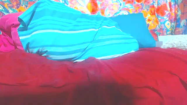 Snapshot of Queenofthenightx chatting on March 20, 2025, 10:10 am Queenofthenightx online show from March 20, 2025, 10:10 am