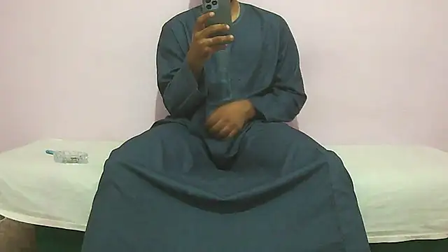 foxsanSs online show from October 5, 2025, 7:37 pm