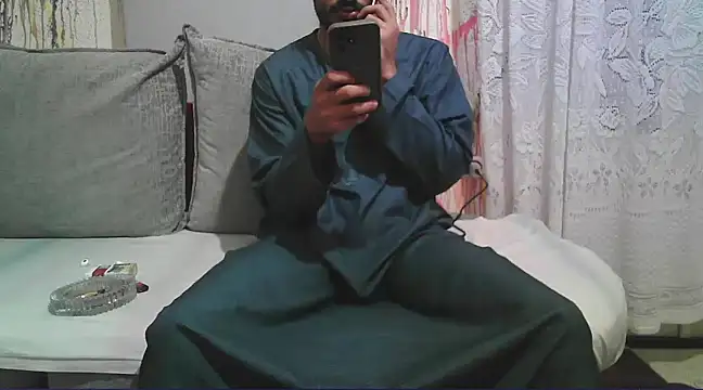 foxsanSs online show from January 4, 2025, 2:46 am