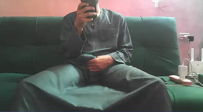 foxsanSs online show from February 10, 2025, 2:41 am