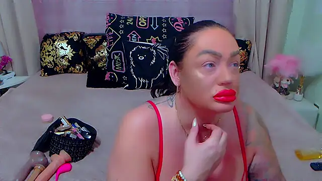 Snapshot of BustyVicky chatting on February 25, 2025, 9:58 pm BustyVicky online show from February 25, 2025, 9:58 pm