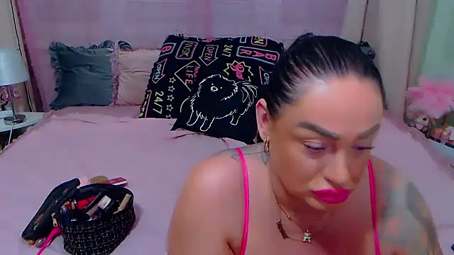 Snapshot of BustyVicky chatting on March 20, 2025, 10:40 pm BustyVicky online show from March 20, 2025, 10:40 pm