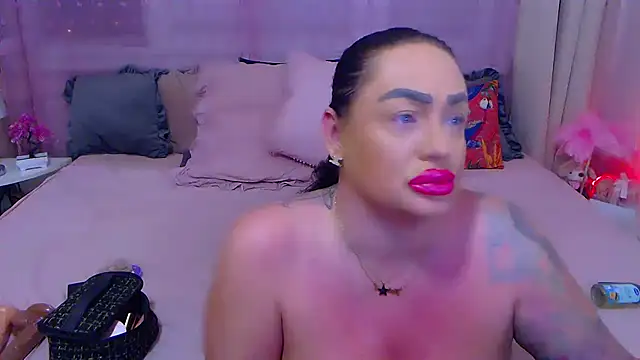 Snapshot of BustyVicky chatting on September 19, 2025, 9:19 pm BustyVicky online show from September 19, 2025, 9:19 pm