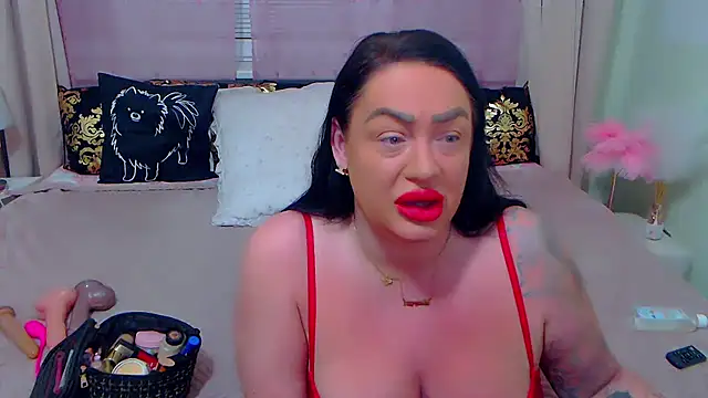 Snapshot of BustyVicky chatting on January 25, 2025, 10:39 pm BustyVicky online show from January 25, 2025, 10:39 pm