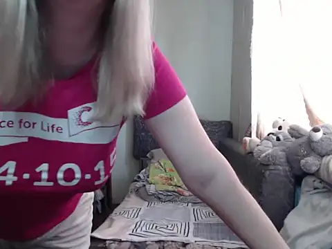 Snapshot of BustyBlond chatting on March 22, 2025, 10:49 am BustyBlond online show from March 22, 2025, 10:49 am