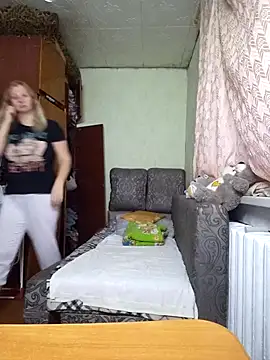 Snapshot of BustyBlond chatting on October 31, 2025, 4:53 am BustyBlond online show from October 31, 2025, 4:53 am