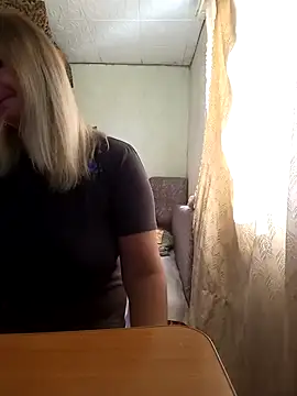 Snapshot of BustyBlond chatting on September 12, 2025, 6:13 am BustyBlond online show from September 12, 2025, 6:13 am