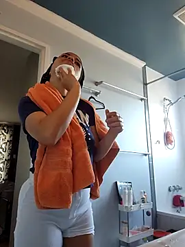 RuggyRackz online show from October 28, 2025, 4:17 pm