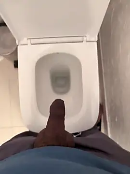 Elixire1 online show from October 9, 2025, 7:58 pm