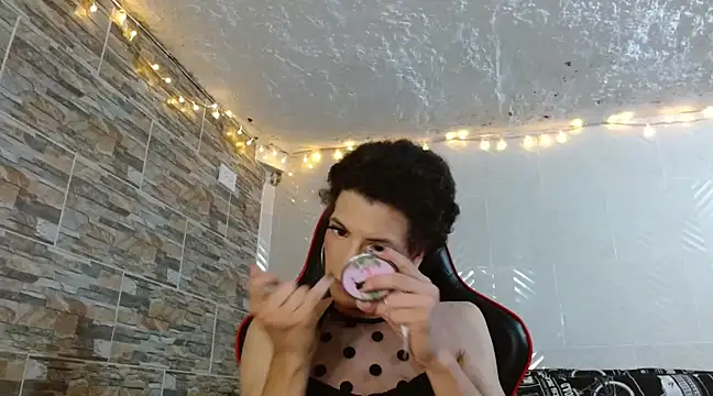 Snapshot of omar_alurba chatting on March 11, 2025, 4:40 pm omar alurba online show from March 11, 2025, 4:40 pm