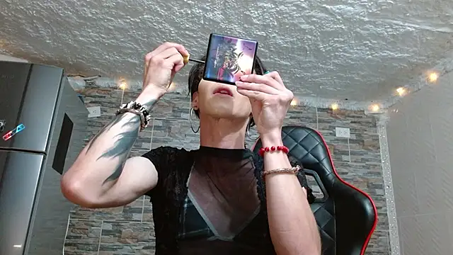 Snapshot of omar_alurba chatting on November 14, 2025, 9:24 am omar alurba online show from November 14, 2025, 9:24 am