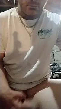 Snapshot of 420pussylickr chatting on October 18, 2025, 9:39 pm 420pussylickr online show from October 18, 2025, 9:39 pm