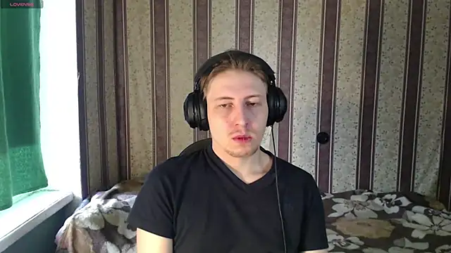 darienlarge online show from November 23, 2025, 8:57 am