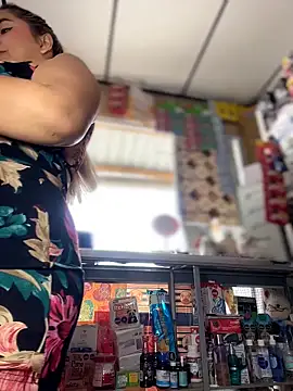 sammyqueenx21 online show from April 4, 2026, 1:39 pm