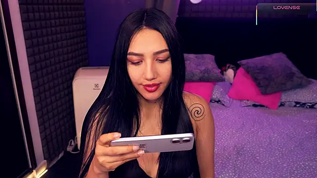 bull vixen2001 online show from November 7, 2025, 11:30 pm