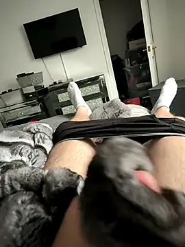 Snapshot of Furdale chatting on October 13, 2025, 1:56 pm Furdale online show from October 13, 2025, 1:56 pm