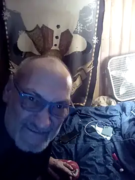 Snapshot of jas319593 chatting on February 28, 2025, 10:52 am jas319593 online show from February 28, 2025, 10:52 am