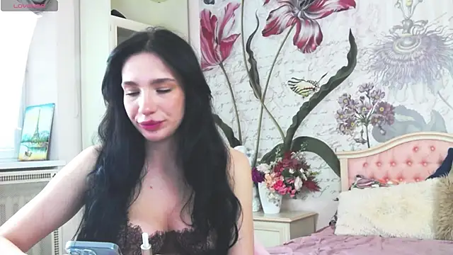 Snapshot of AliciaBow chatting on March 24, 2026, 12:05 pm AliciaBow online show from March 24, 2026, 12:05 pm