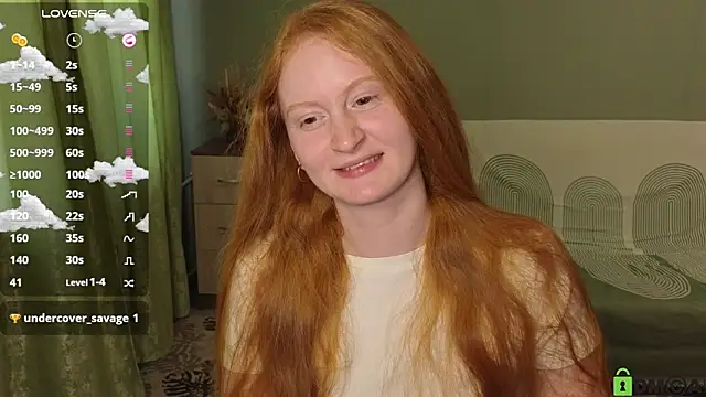 Snapshot of astoria_ross_ chatting on April 20, 2026, 3:02 pm astoria ross online show from April 20, 2026, 3:02 pm