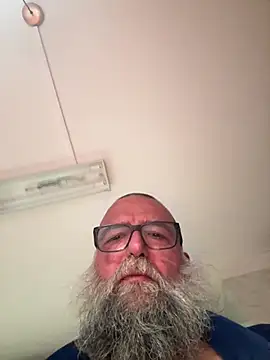 Snapshot of Noitelivre chatting on May 17, 2026, 4:23 am Noitelivre online show from May 17, 2026, 4:23 am