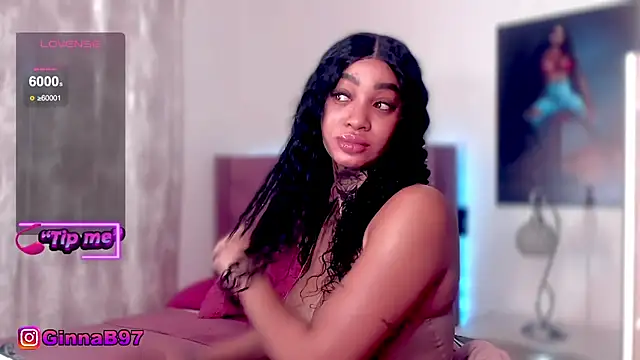 Snapshot of GinnaBolton chatting on November 28, 2025, 2:06 pm GinnaBolton online show from November 28, 2025, 2:06 pm