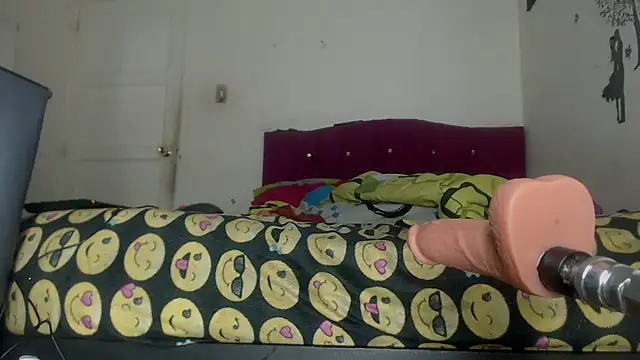 Snapshot of Devill_x chatting on October 2, 2025, 11:46 am Devill x online show from October 2, 2025, 11:46 am