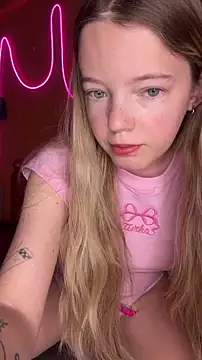 -veranito- online show from February 11, 2026, 9:03 pm