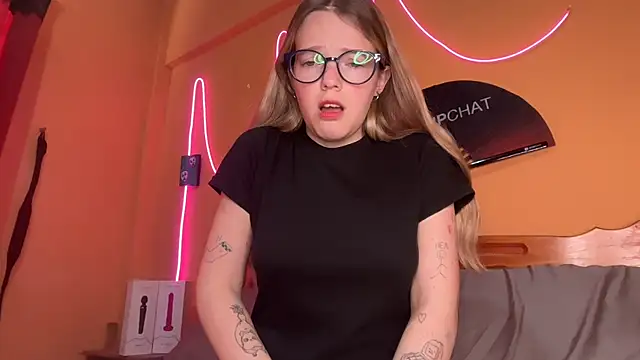 Snapshot of -veranito- chatting on December 15, 2025, 9:09 pm -veranito- online show from December 15, 2025, 9:09 pm