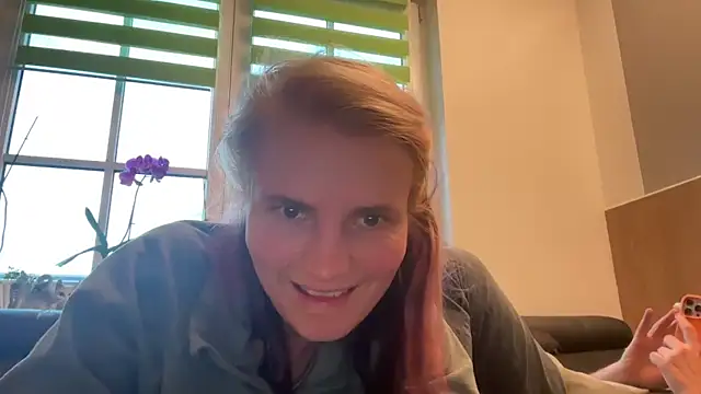 Snapshot of AnnualSunrise chatting on March 1, 2025, 6:11 pm AnnualSunrise online show from March 1, 2025, 6:11 pm