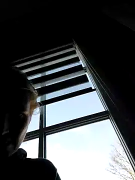 Snapshot of AnnualSunrise chatting on December 8, 2024, 1:03 pm AnnualSunrise online show from December 8, 2024, 1:03 pm