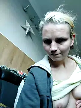 Snapshot of AnnualSunrise chatting on December 1, 2024, 5:29 pm AnnualSunrise online show from December 1, 2024, 5:29 pm