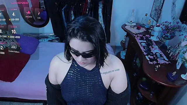 lufek23 online show from March 18, 2026, 5:14 pm