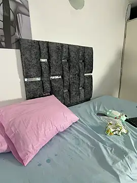 Natasharuso online show from February 26, 2026, 9:31 am