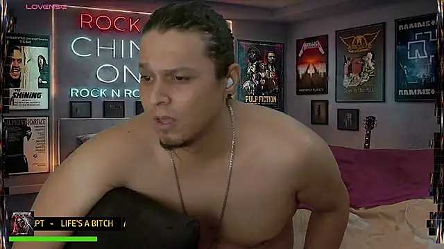 Snapshot of chino_roz chatting on March 30, 2026, 7:21 am chino roz online show from March 30, 2026, 7:21 am